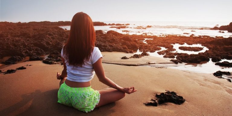 Découvrez un mode de vie sain grâce au yoga à Goa et dans toute l&rsquo;Inde